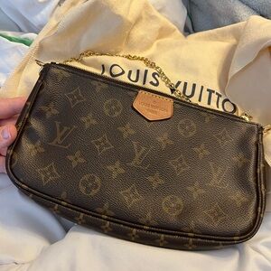 Authentic Louis Vuitton Chain Pochette Shoulder Bag